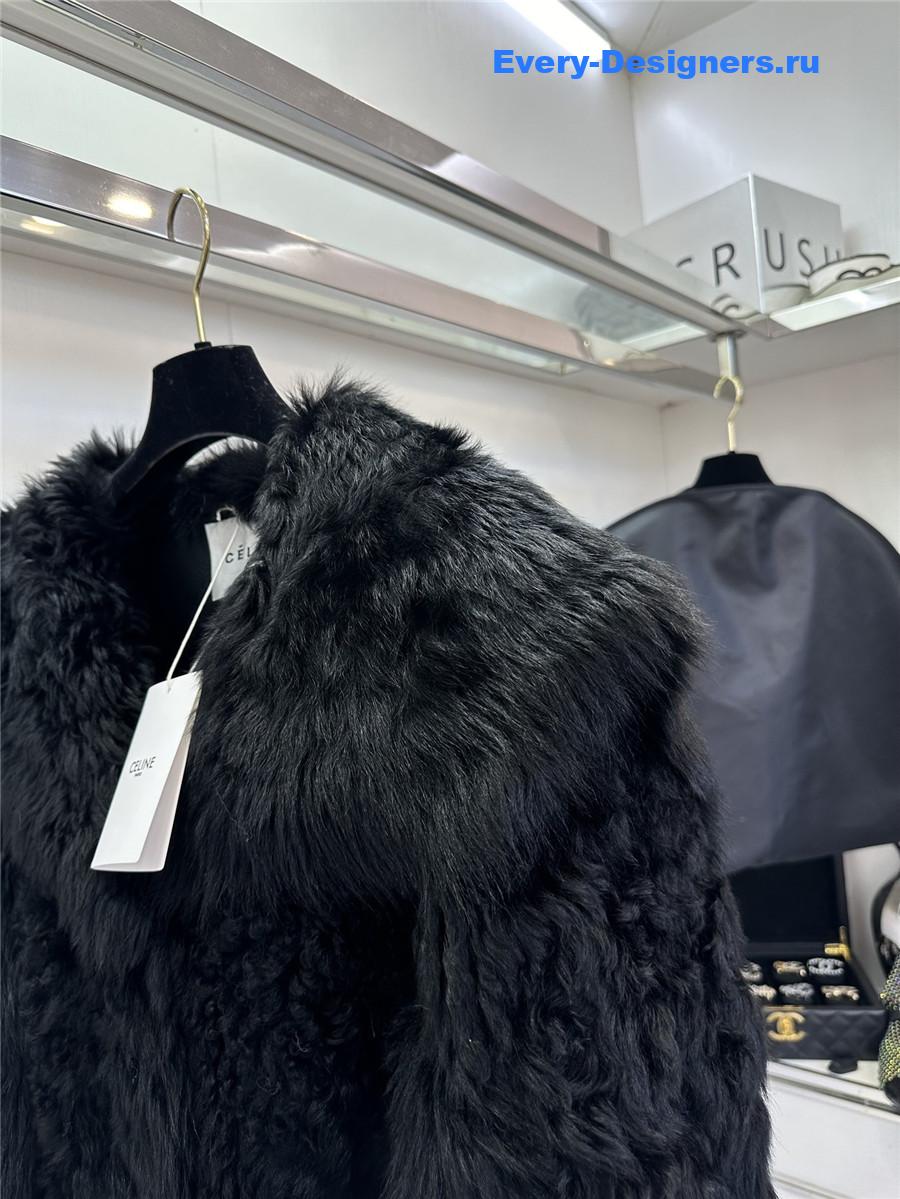 Ce1i*e fur coat