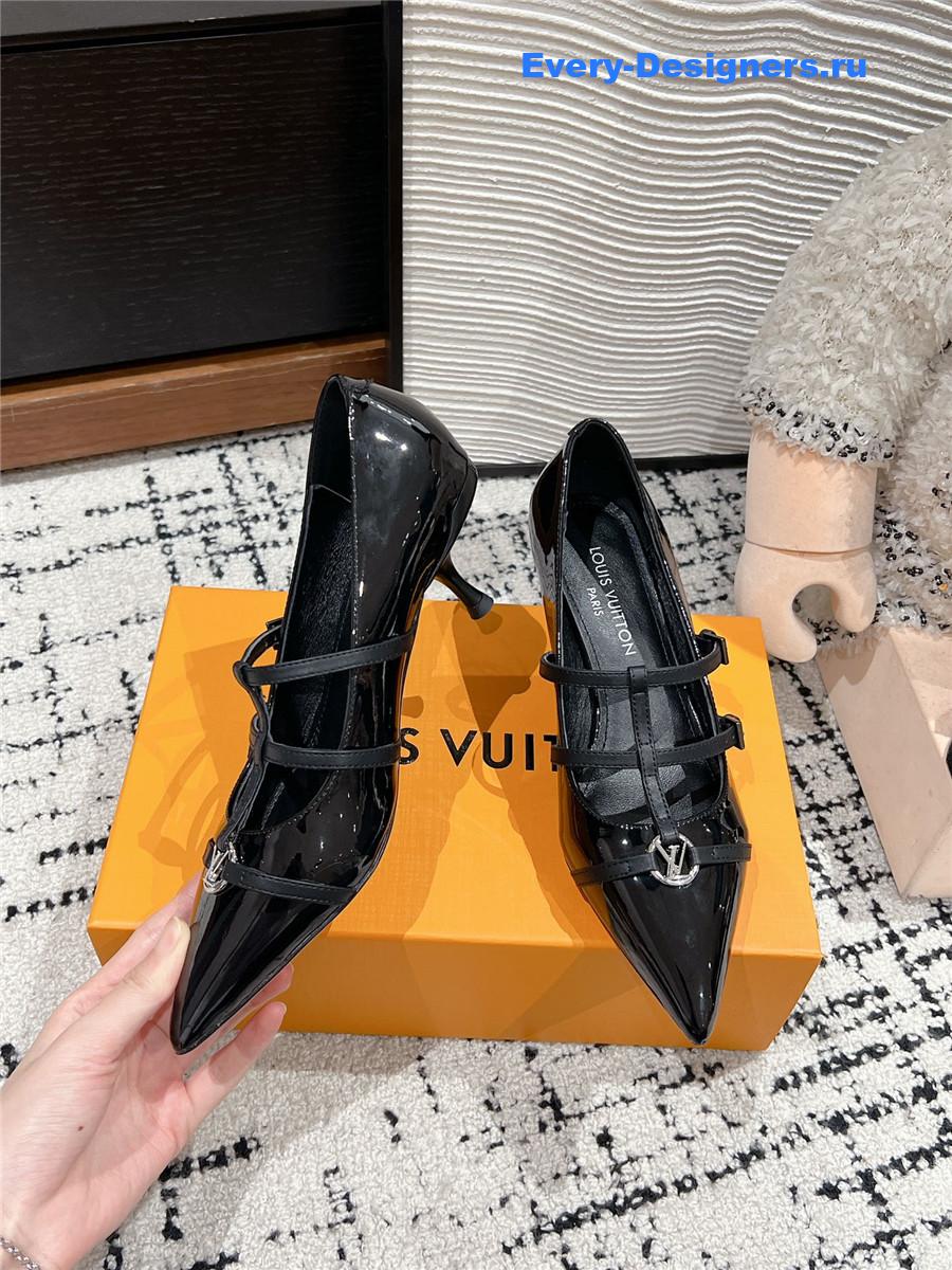 l0vis Vvtt0n lv pointed high heels