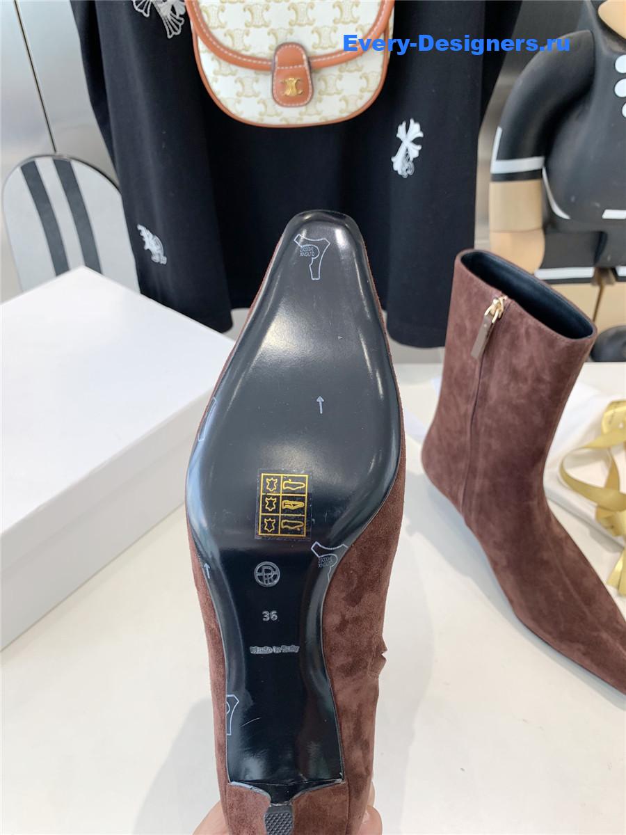 The R0w liisa brown suede ankle boots