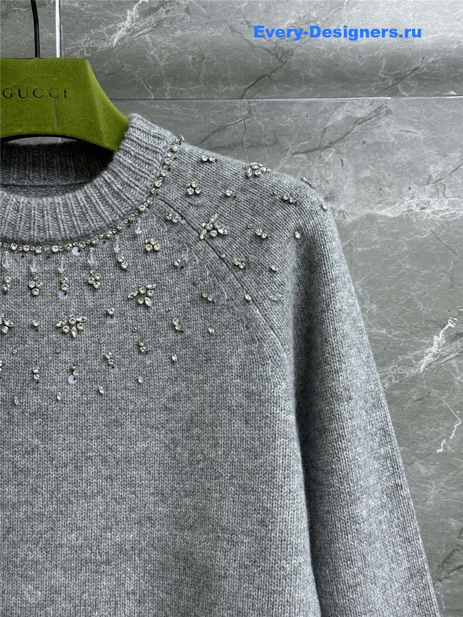 Gvc*1 crystal embellished sweater grey