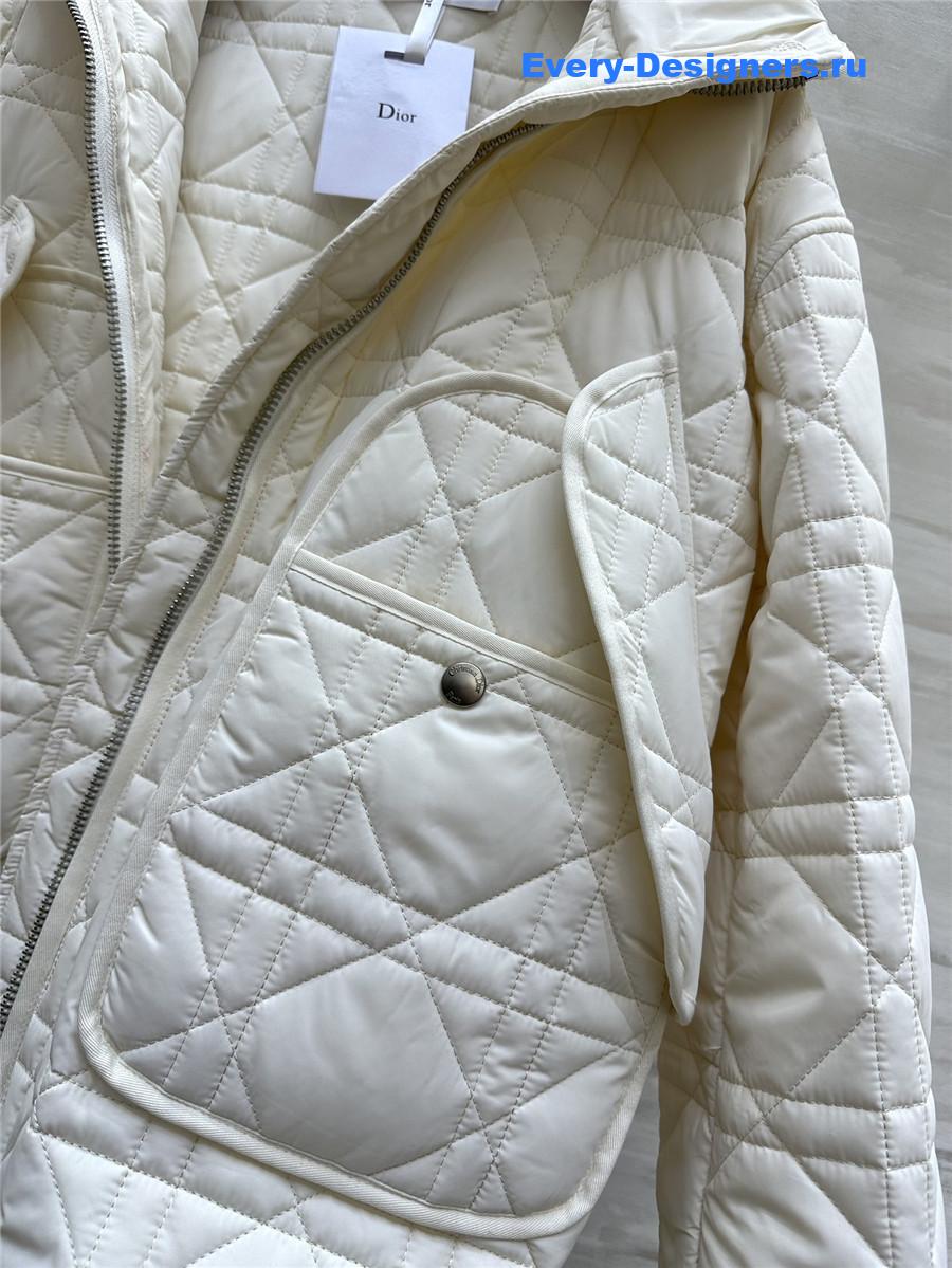 D10r quilted hooded jacket