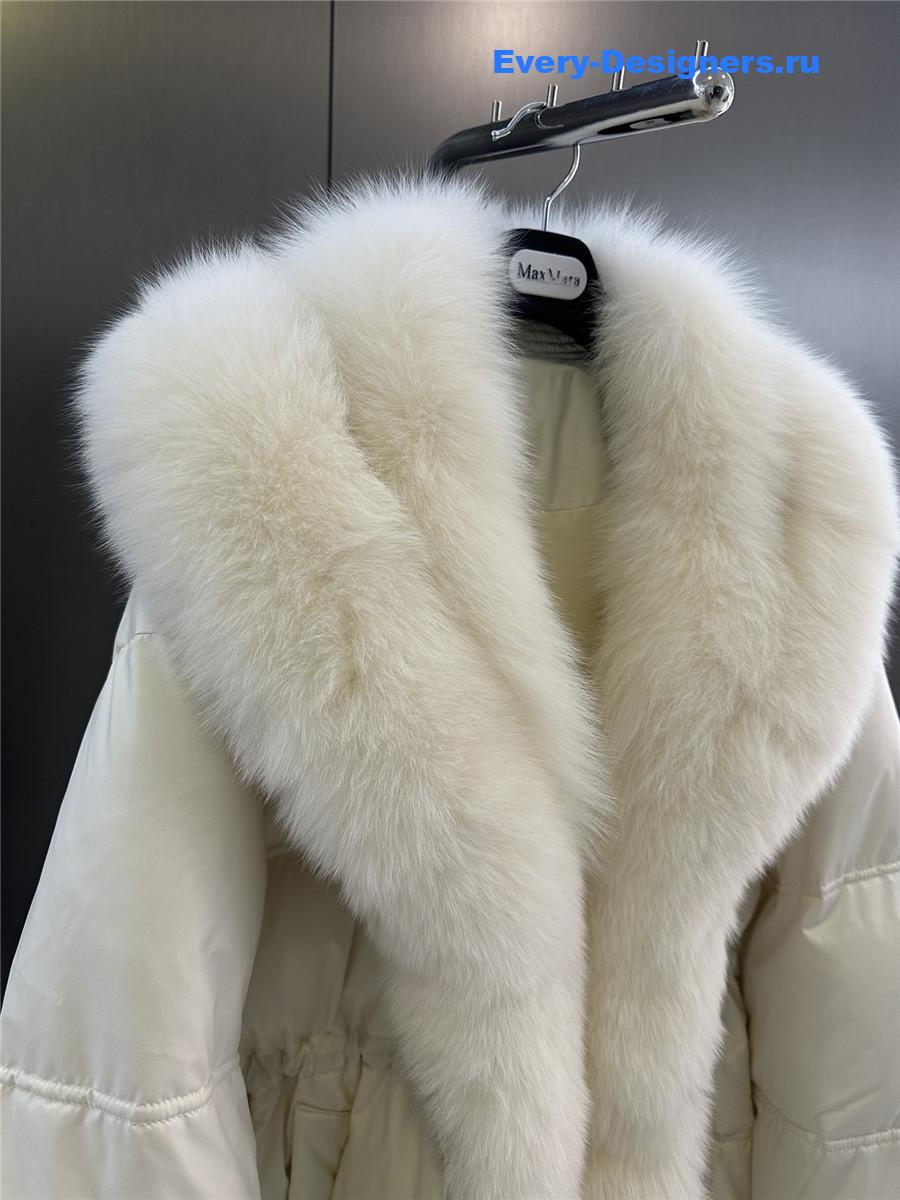Vanitoo Seia White Fur Trim Cube Coat