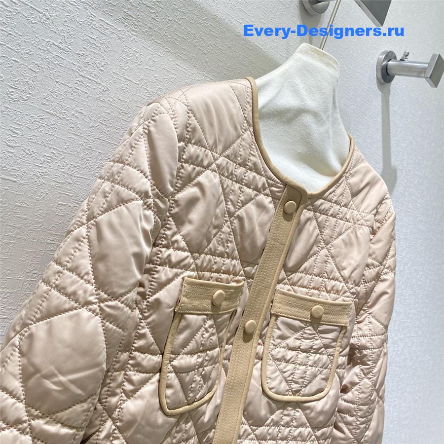 D10r macrocannage down jacket beige