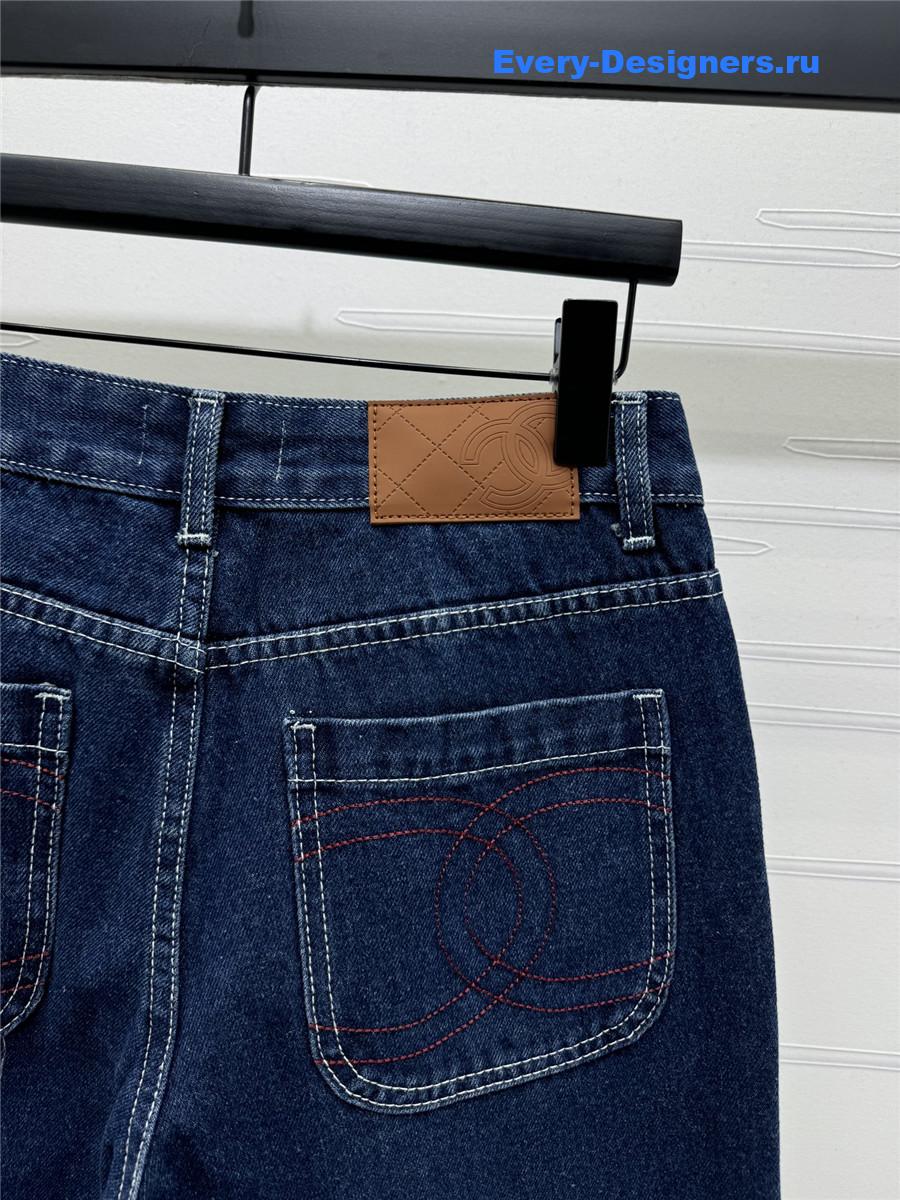 Ch**el back pocket double c logo jeans