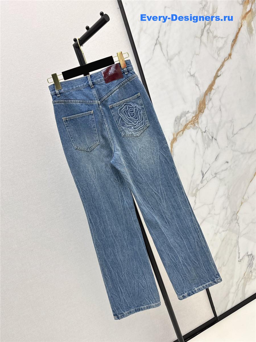 Ch**el fleece straight jeans