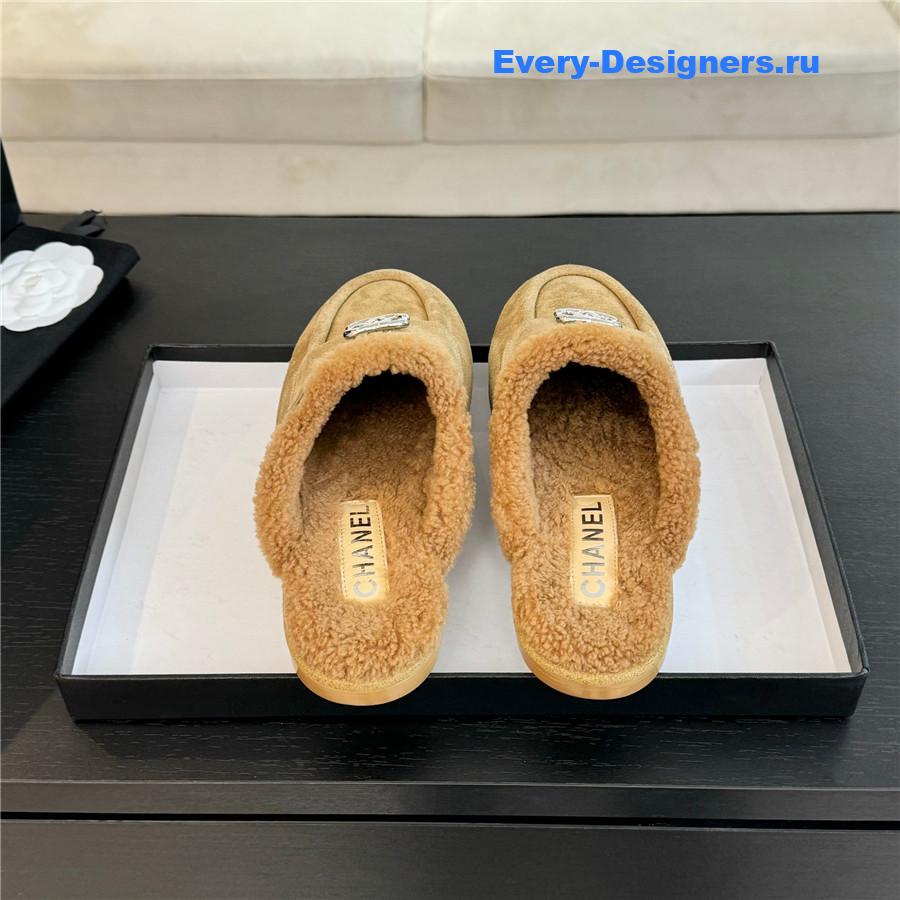 CC lambswool shoes