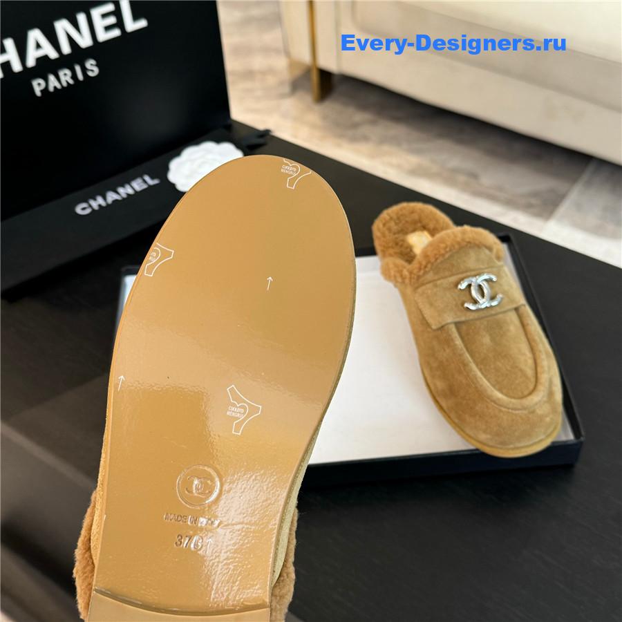 CC lambswool shoes