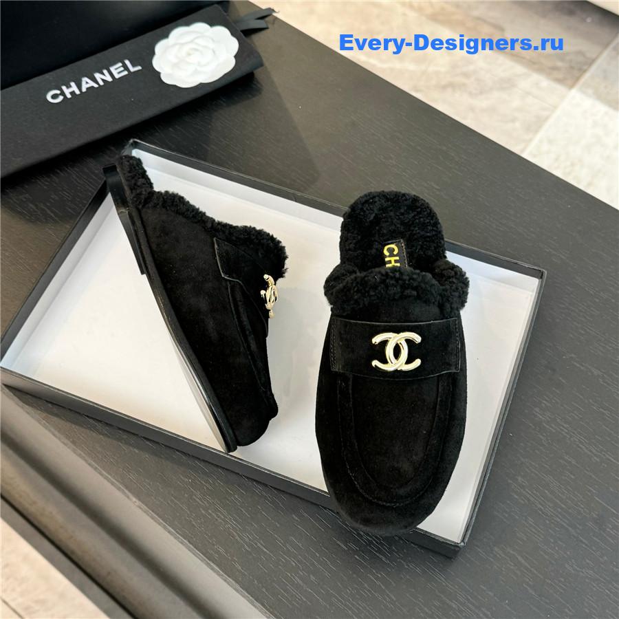 CC lambswool shoes