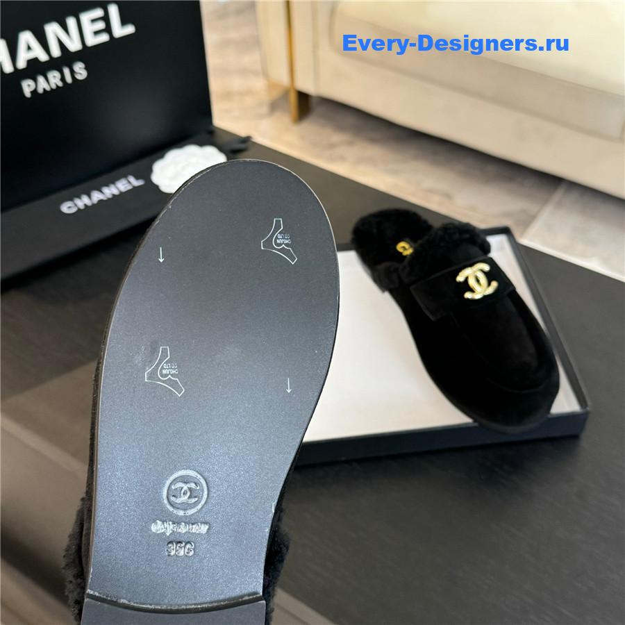 CC lambswool shoes