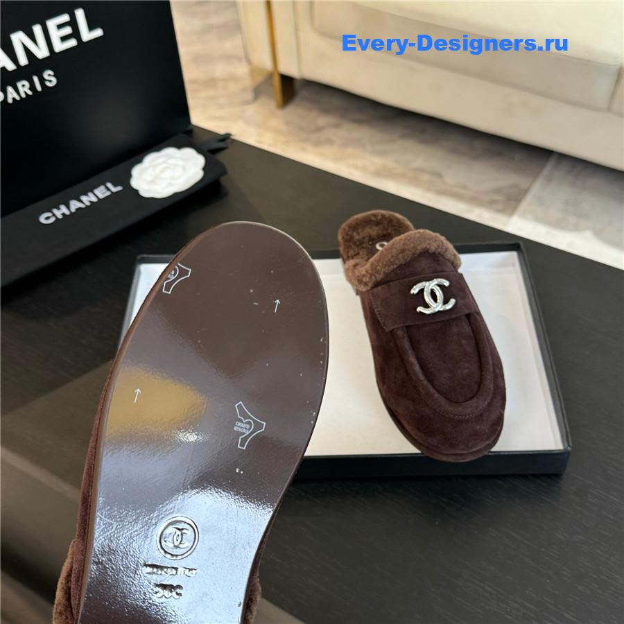CC lambswool shoes