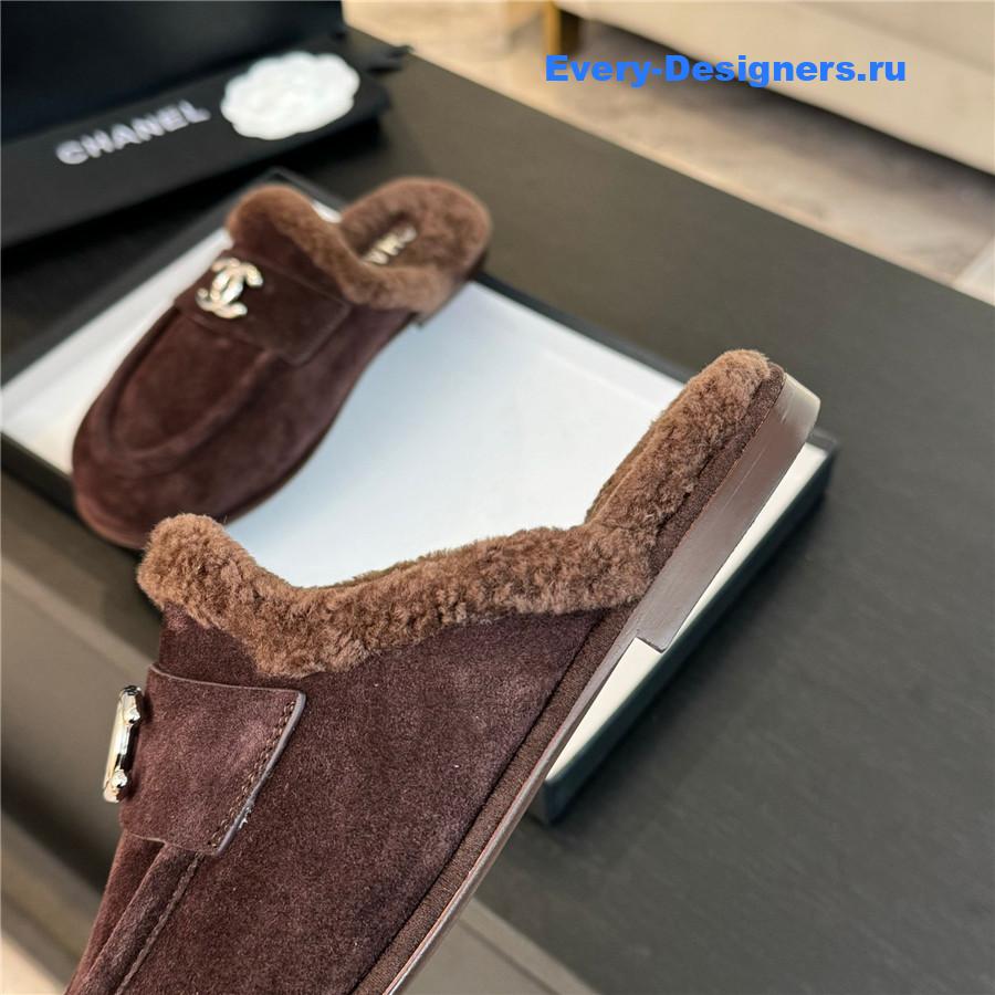 CC lambswool shoes
