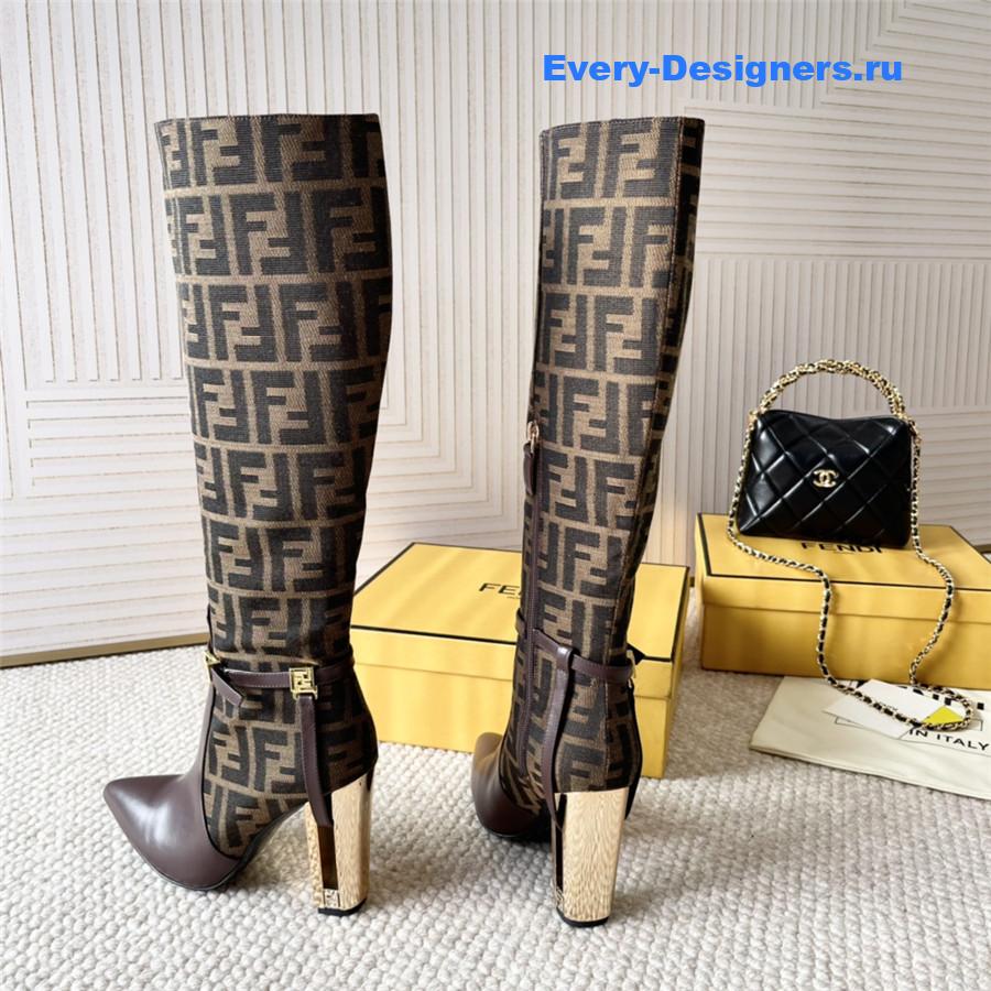 F**di delfina boots brown