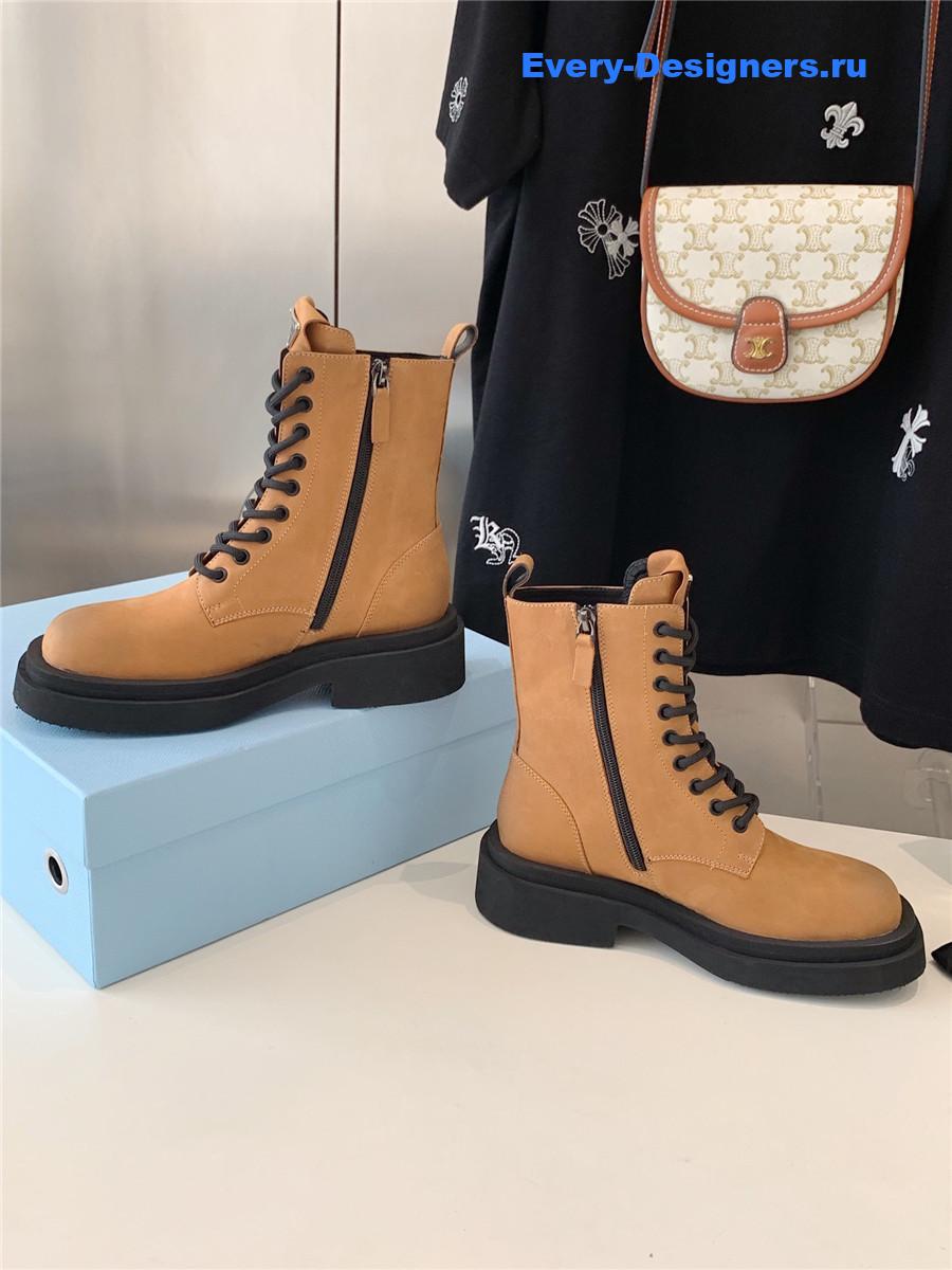 Pra*a triangle logo brown high top boots