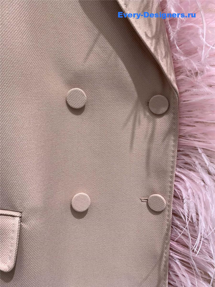 Va1e*ntin0 ostrich fur coat
