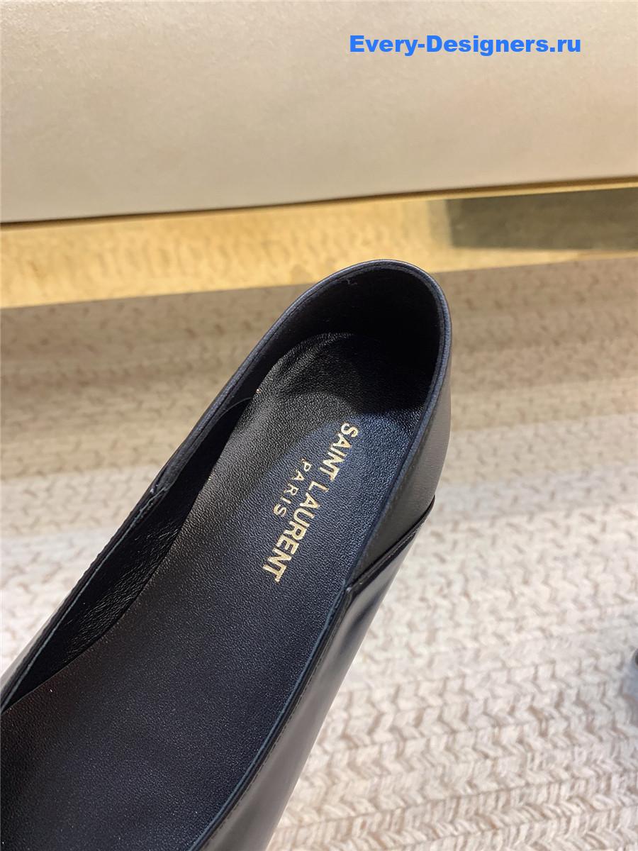 Y51 nour black glazed leather slippers