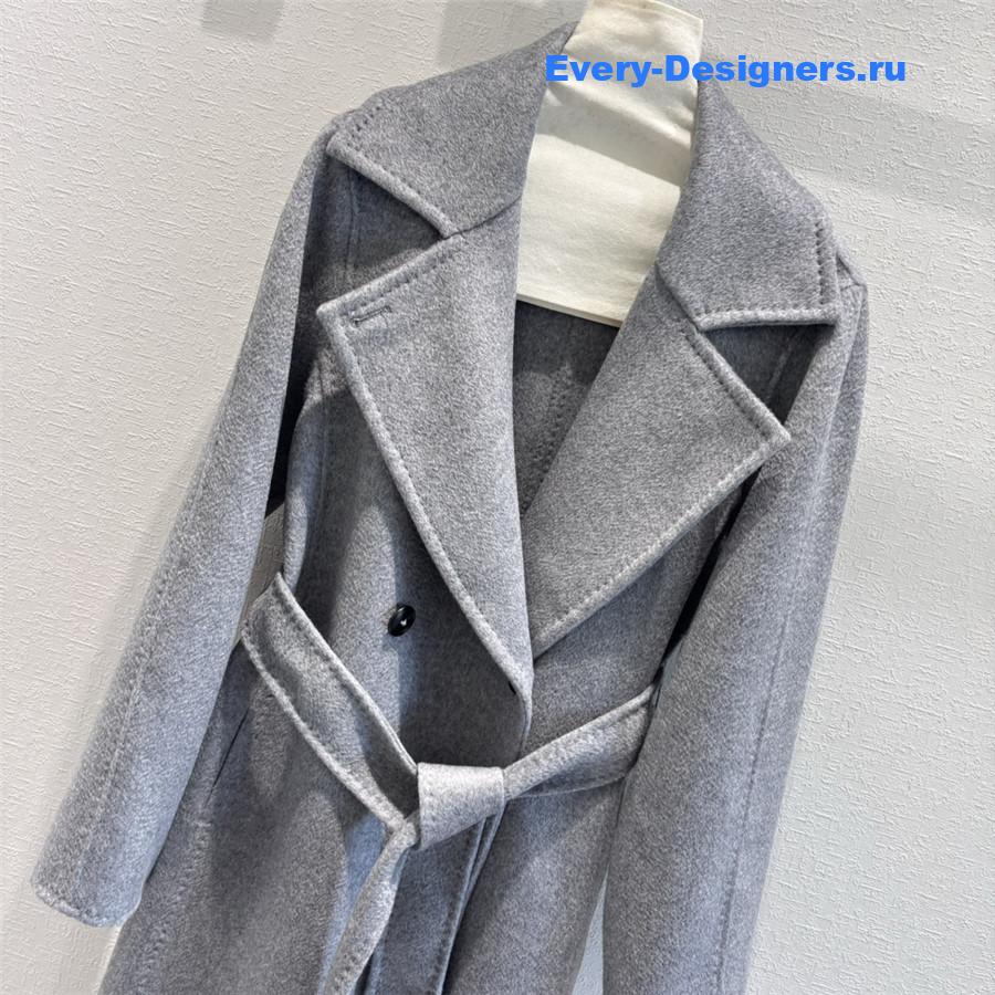 H**me5 cashmere coat with large lapels