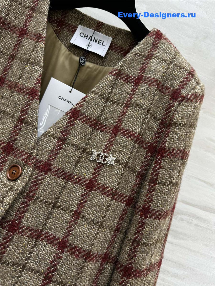 Ch**el v-neck wool blazer