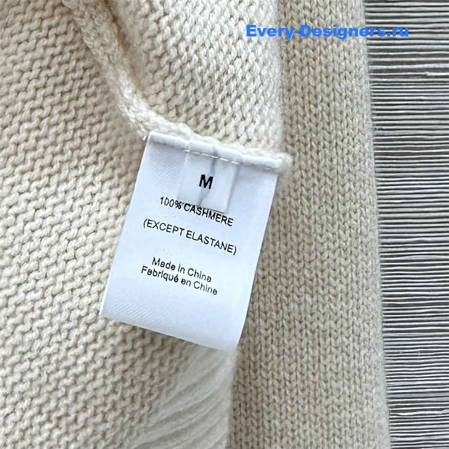 L0r0 P1ana white cashmere turtleneck sweater