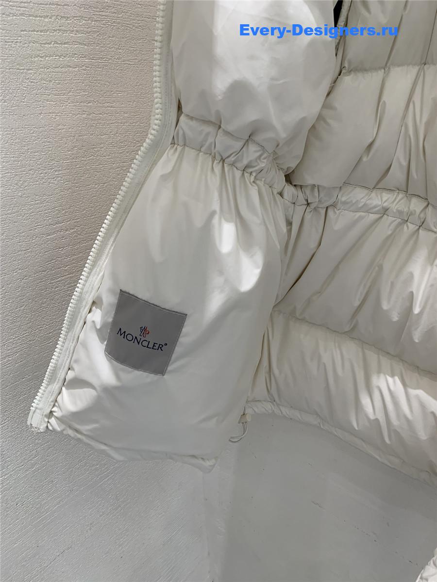 Moncler Women’s waist down jacket