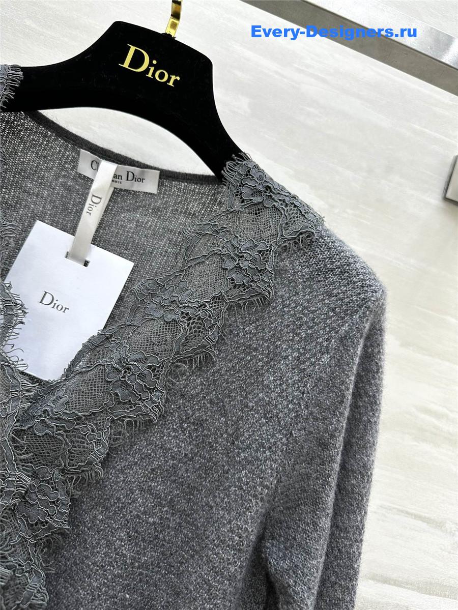 D10r v-neck lace trim cardigan grey