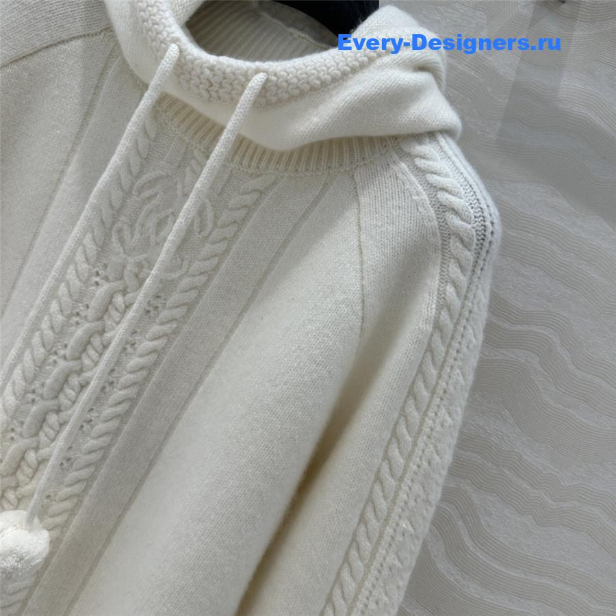 Ch**el white rib cashmere sweater with hood