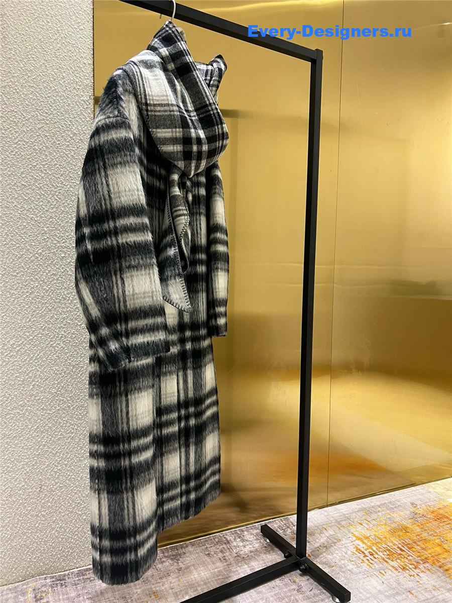 L0ew* classic check coat