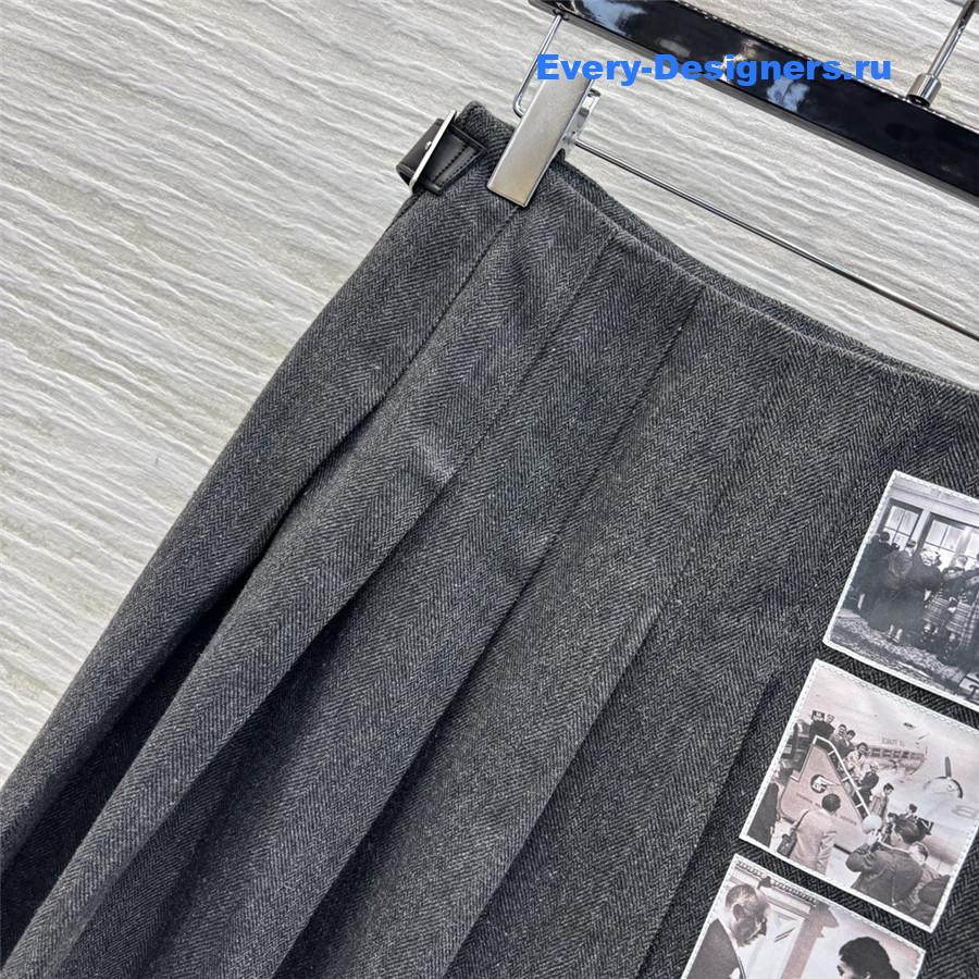 D10r woolen pleated skirt