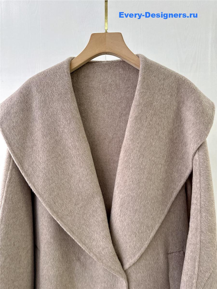 L0r0 P1ana cashmere and wool pea coat