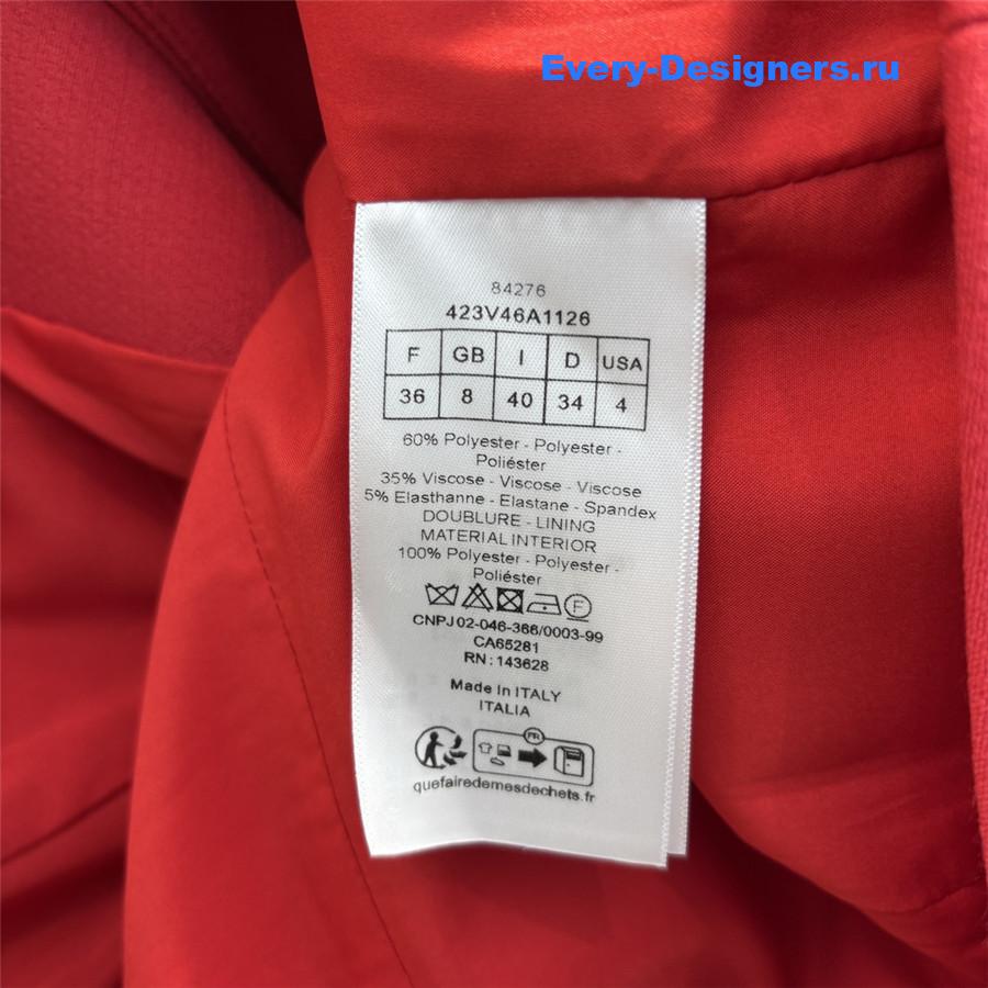 D10r red blazer