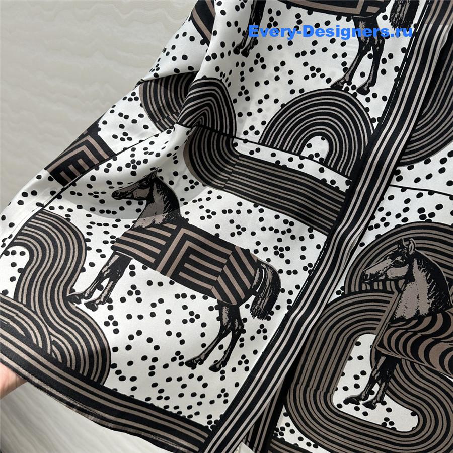 H**me5 printed silk shirt