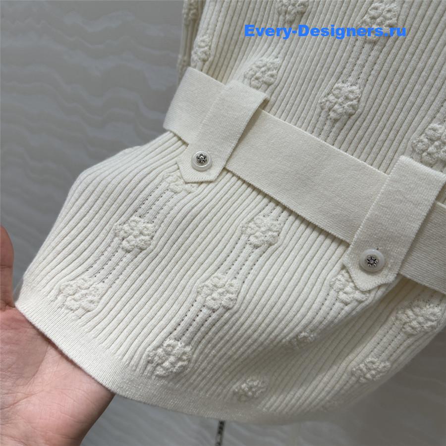 Ch**el belted jacquard rib sweater white