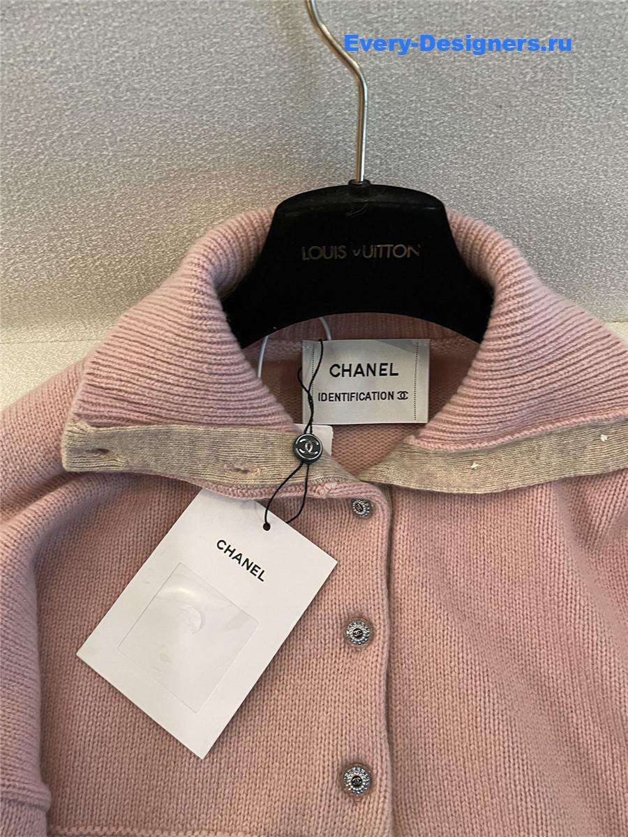 Ch**el patch turtleneck rib pullover pink