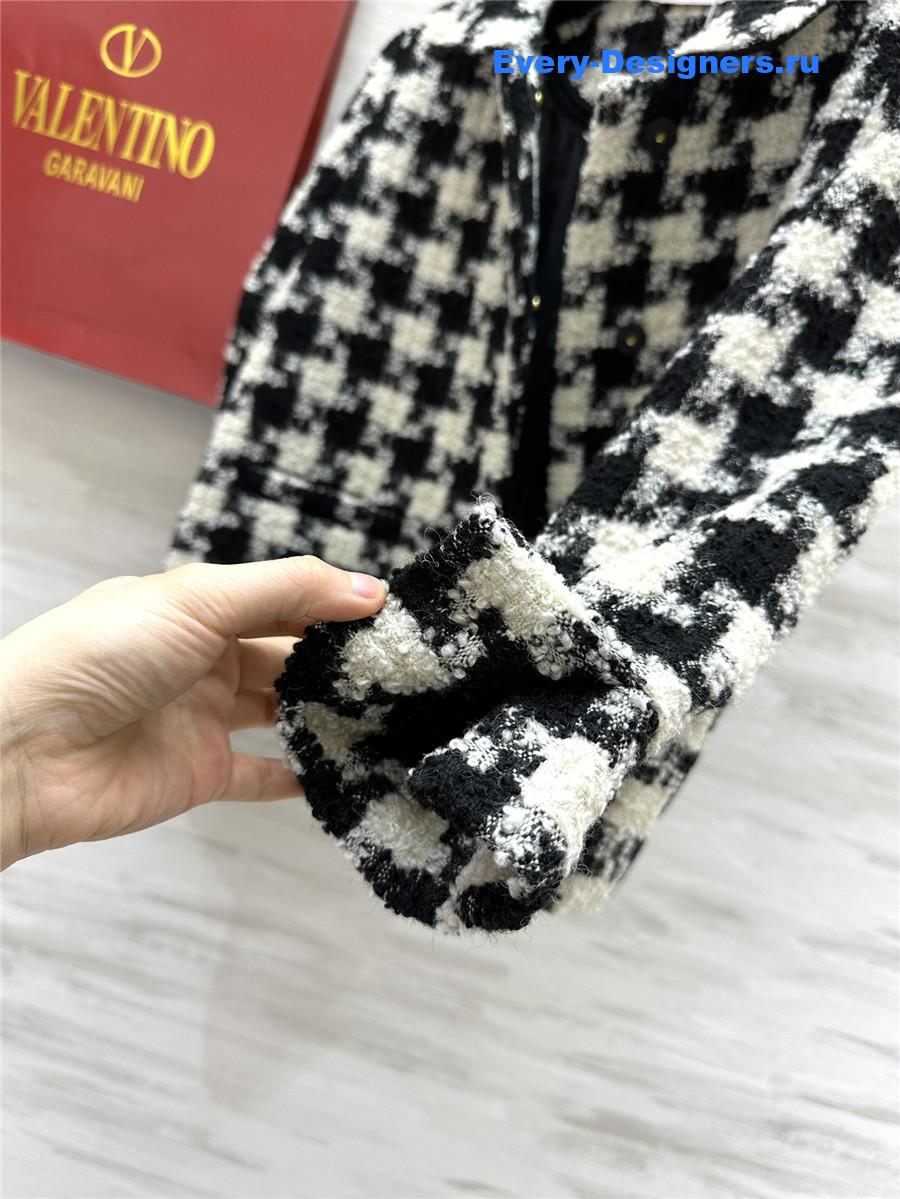 Va1e*ntin0 houndstooth wool coat