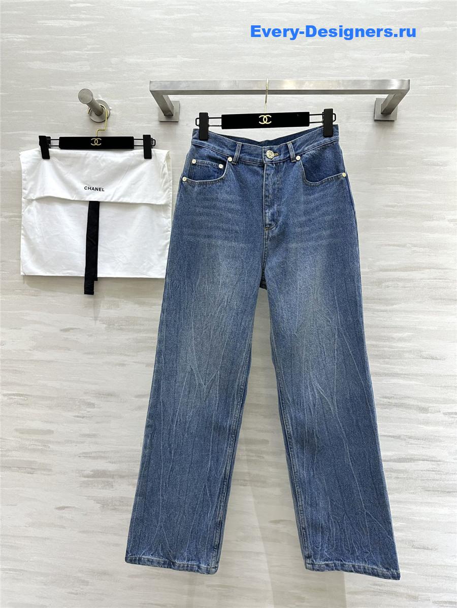 Ch**el fleece straight jeans