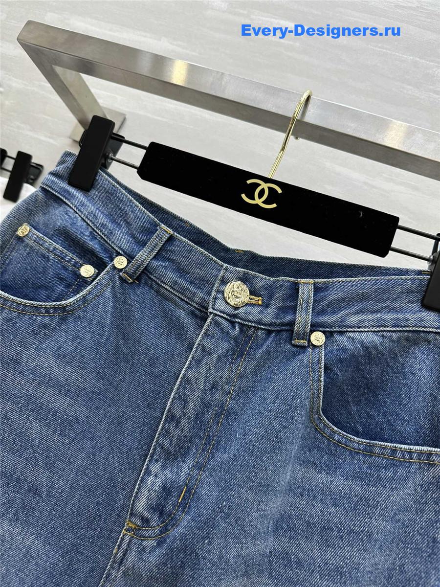 Ch**el fleece straight jeans