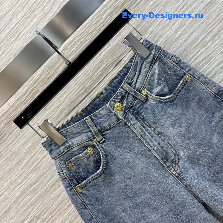 Ce1i*e washed blue jeans