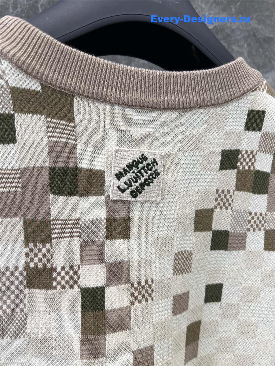 l0vis Vvtt0n lv camouflage knitted sweater