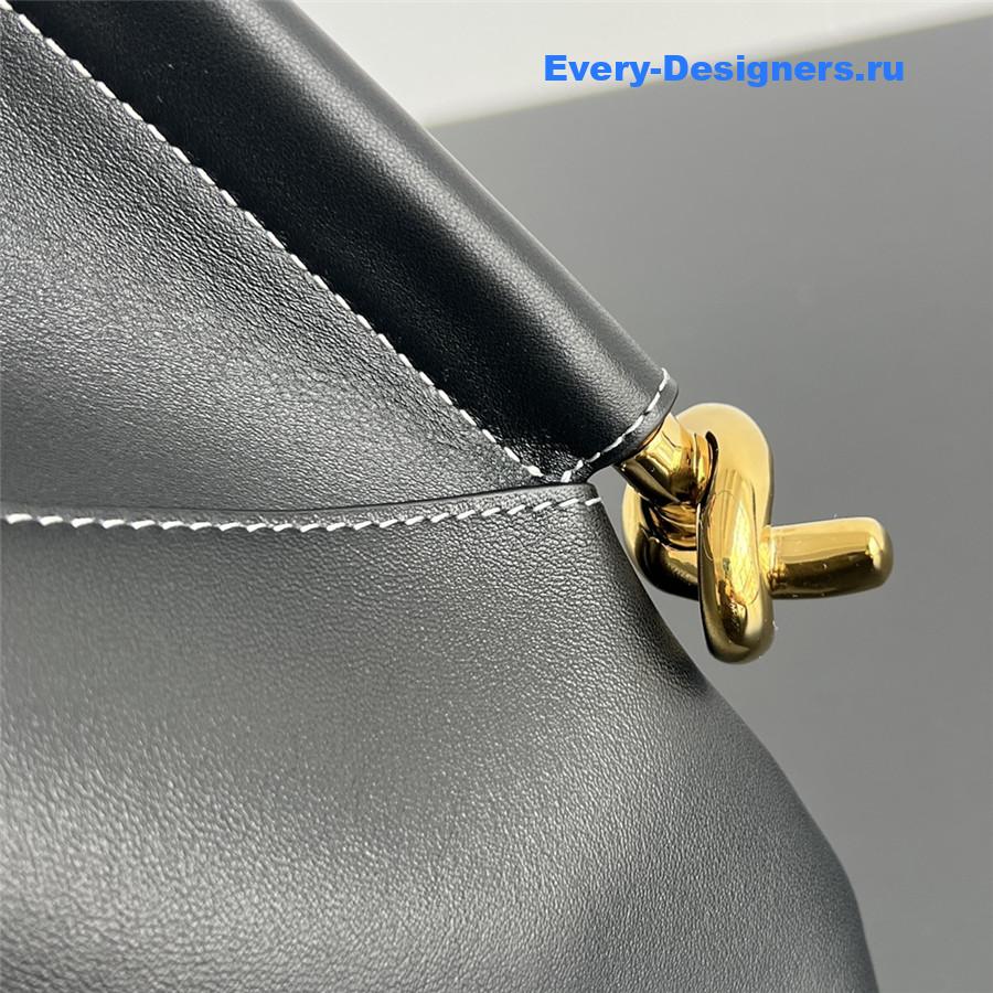 b0tt*ga Ven*ta black small solstice shoulder bag