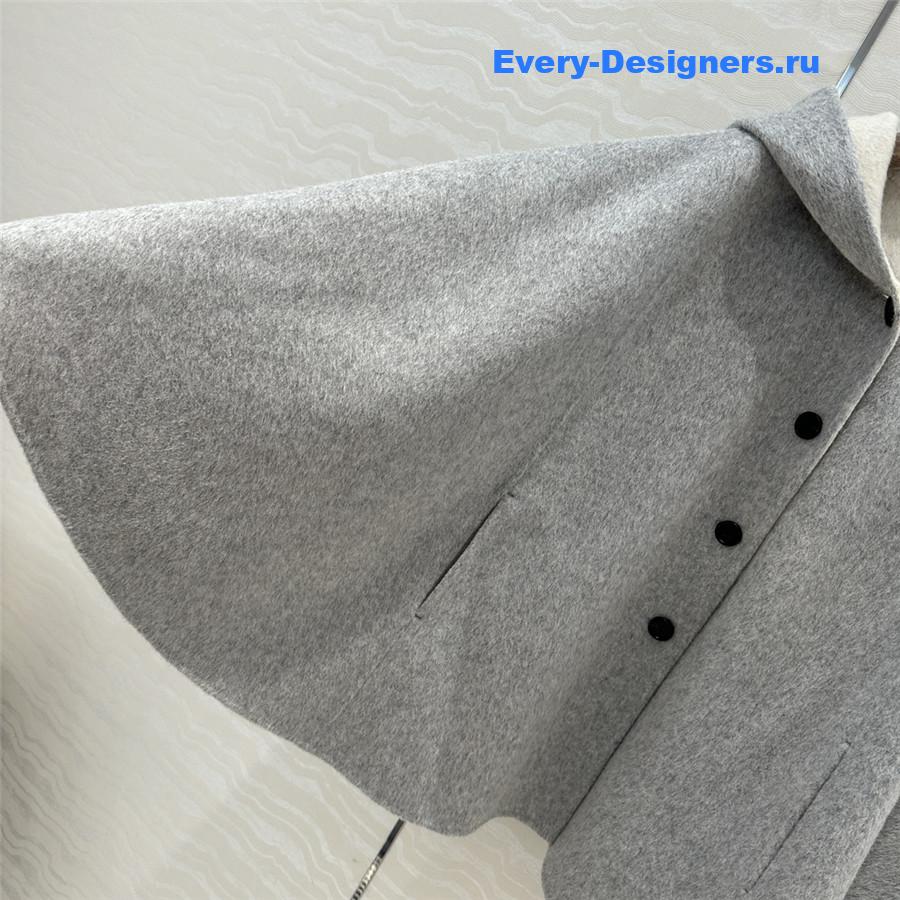 L0r0 P1ana hooded cashmere cape