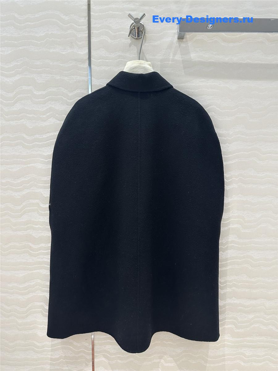 D10r women’s cashmere cape coat
