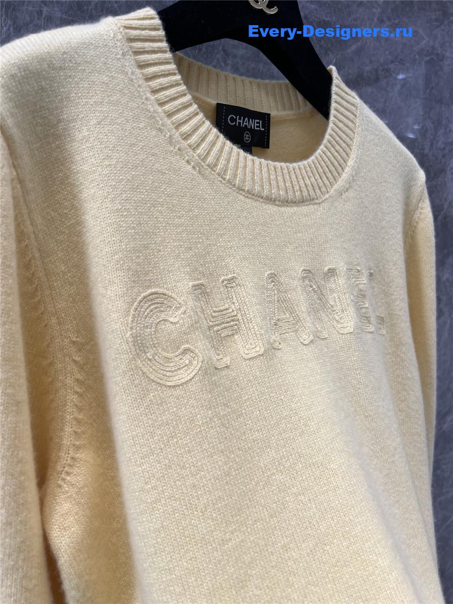 Ch**el wool knitted lettering crew neck sweater set yellow