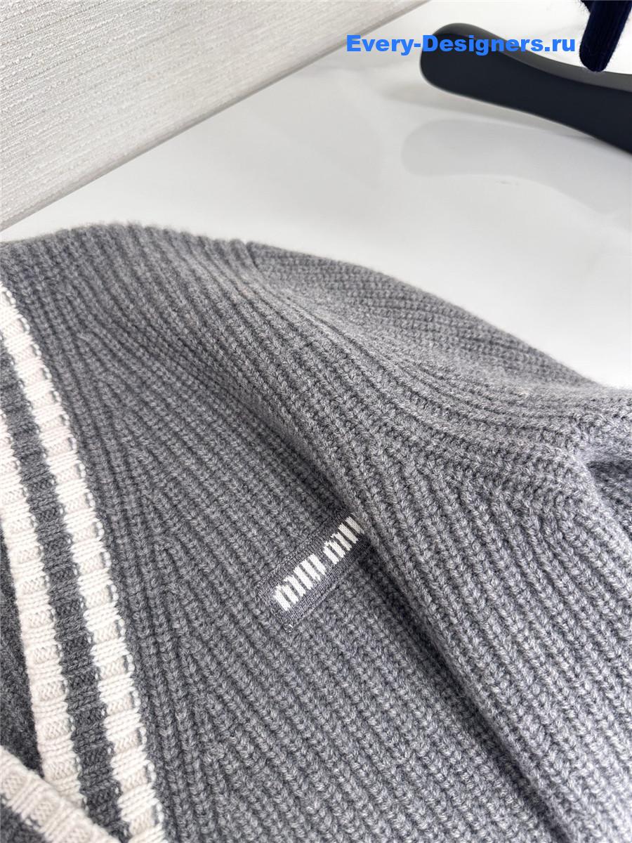 Miu Miu Wool Cashmere Grey Cardigan