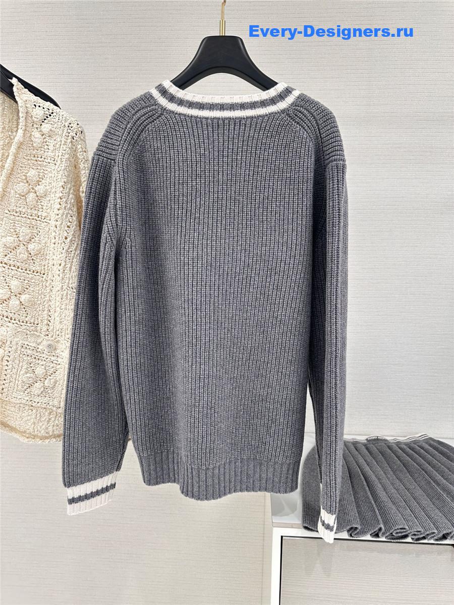 Miu Miu Wool Cashmere Grey V-Neck Sweater