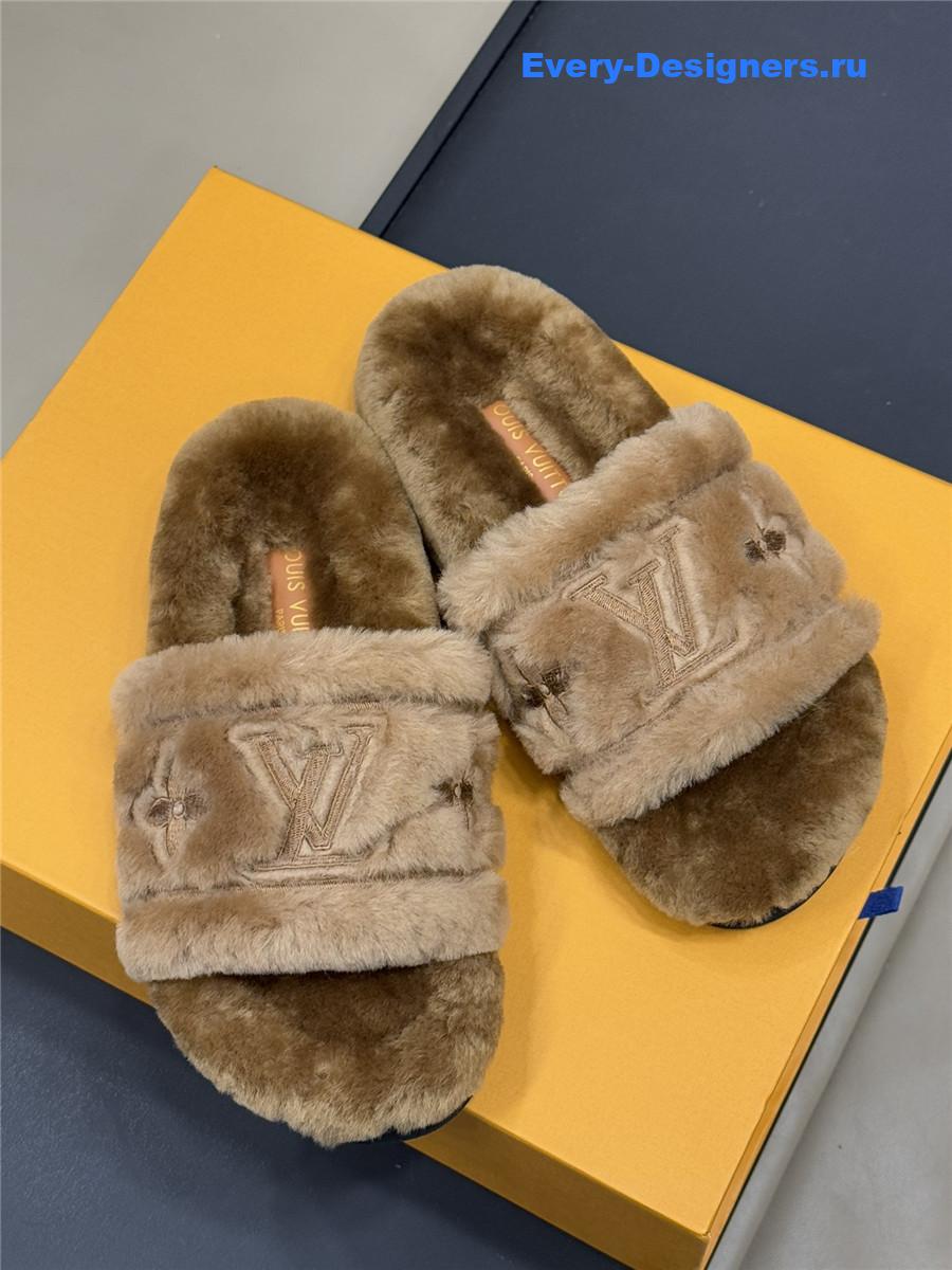 l0vis Vvtt0n lv bliss comfort mule