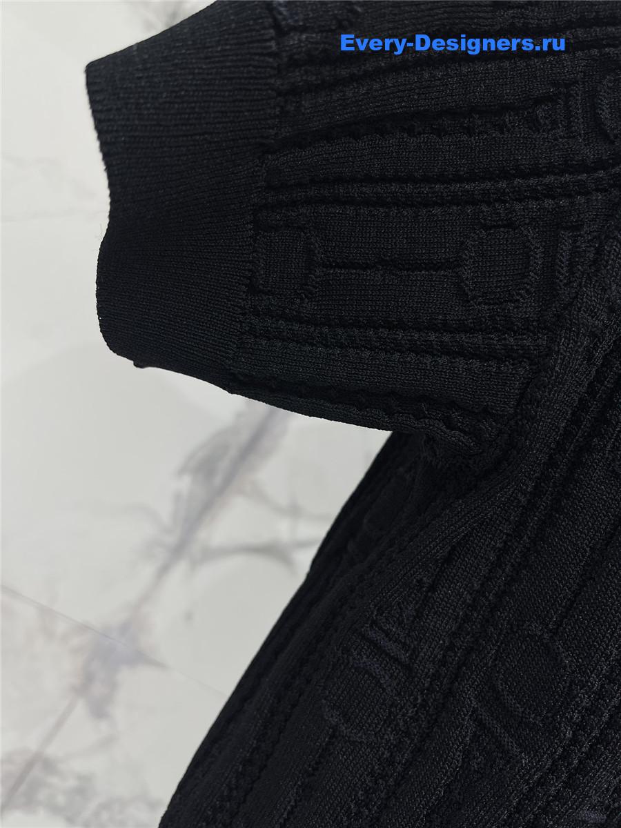 H**me5 black knitted crew neck short sleeves