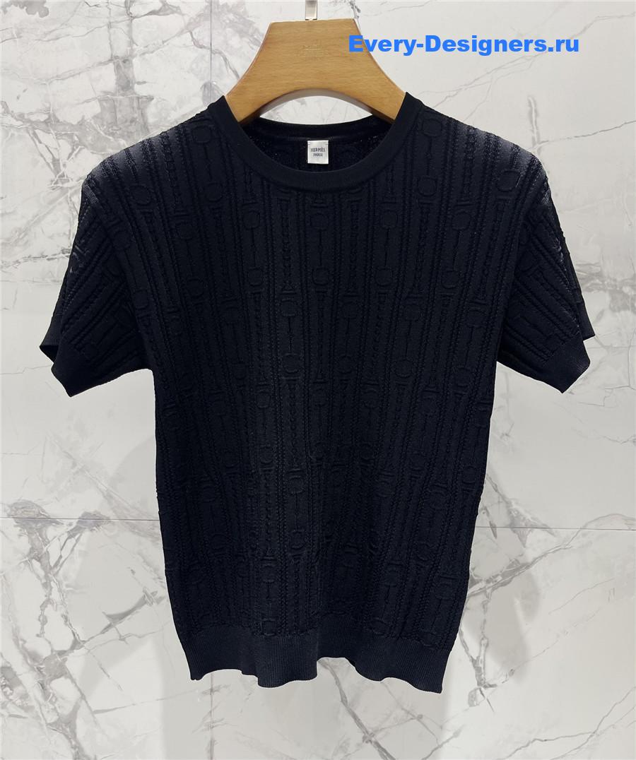 H**me5 black knitted crew neck short sleeves