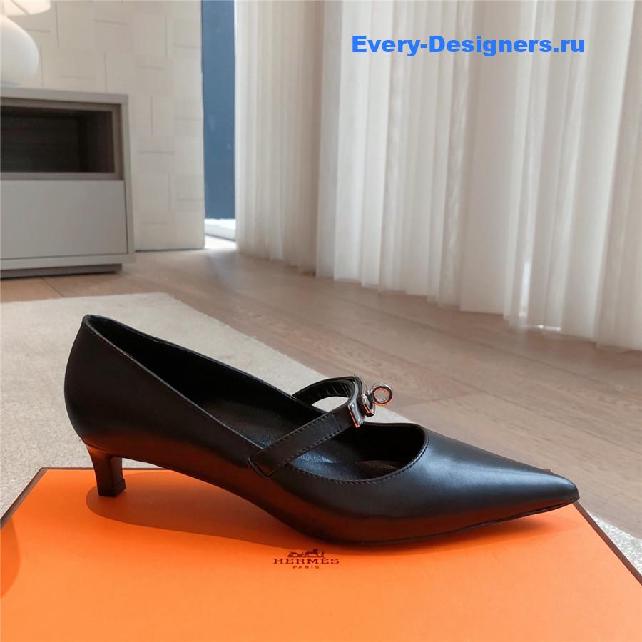 H**me5 kiara 40 black pumps