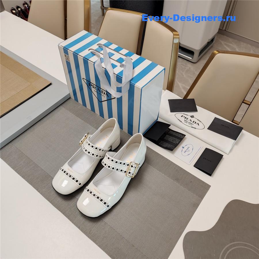 Pra*a 35mm leather mary jane pumps in white
