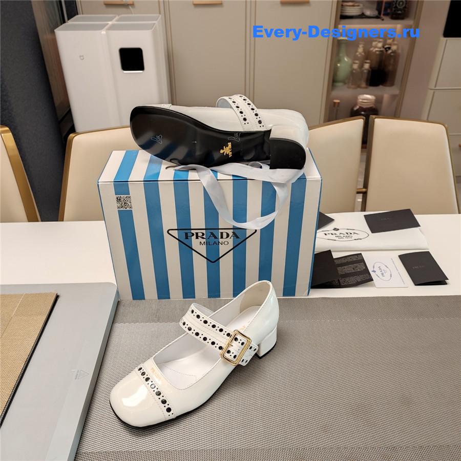 Pra*a 35mm leather mary jane pumps in white