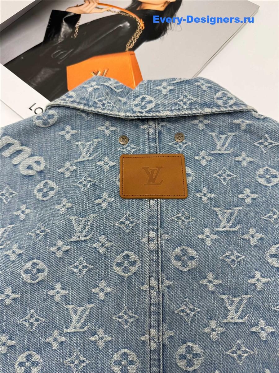 l0vis Vvtt0n svp*me monogram denim jacket